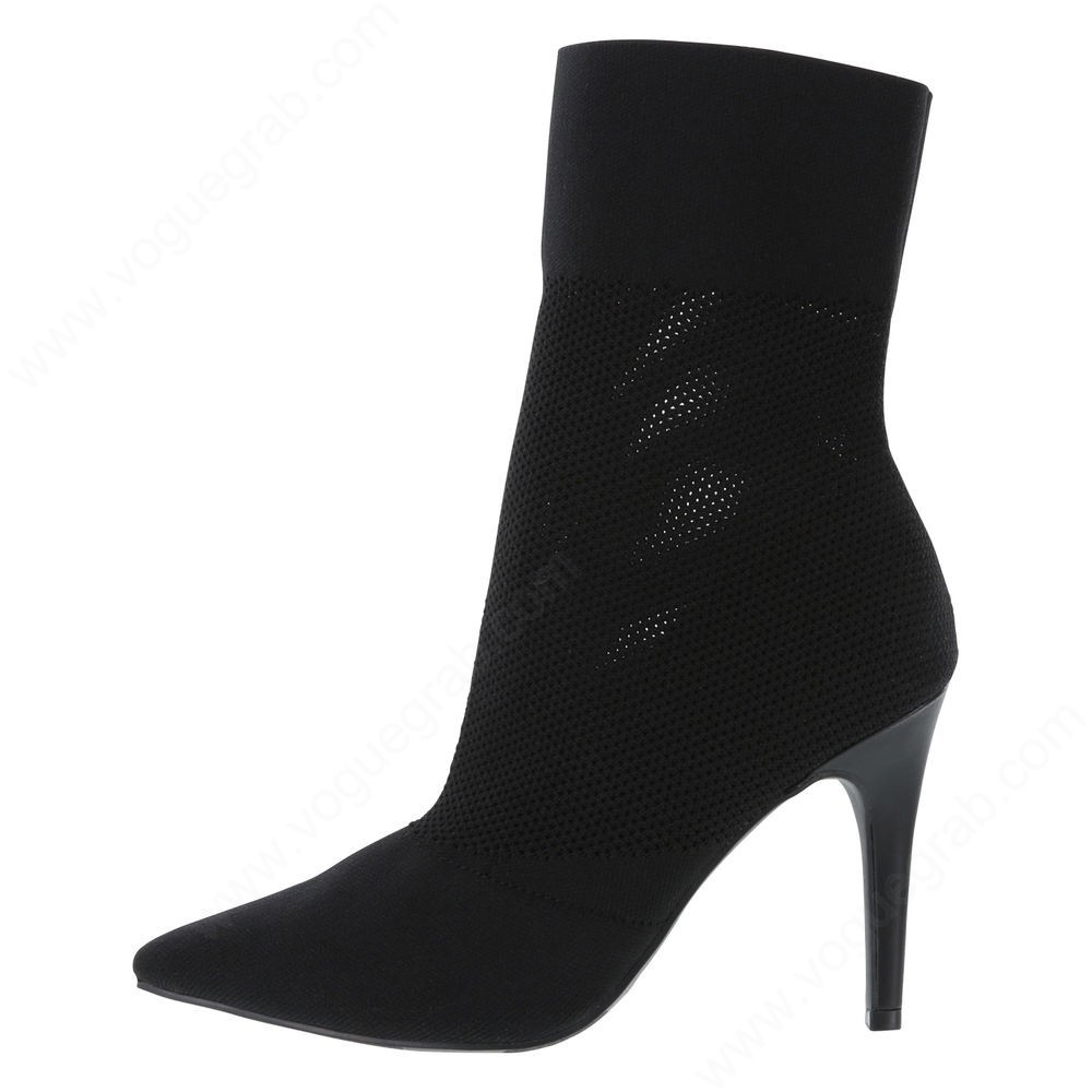 BLACK SOCK BOOTIES